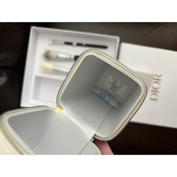 Dior brushes + case + box - Picture 10 of 11
